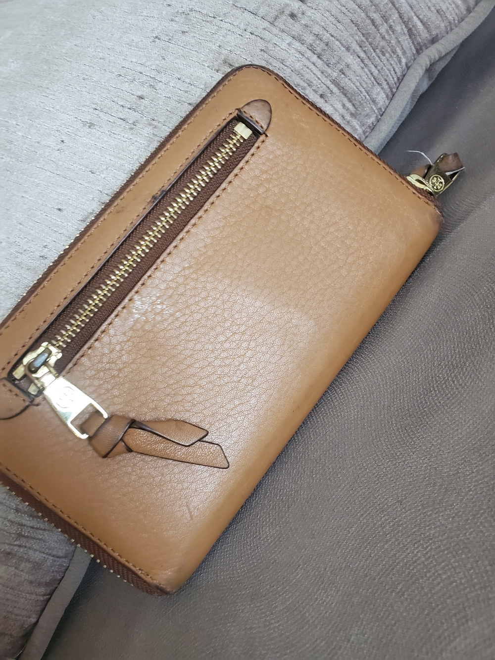 Tory Burch Soft Tan Leather Sround Zip Wallet Womens Continental - Picture 2 of 14